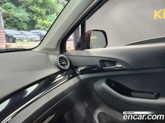 Chevrolet Orlando 2012 2.0 автомат (гидро), миниатюра 12