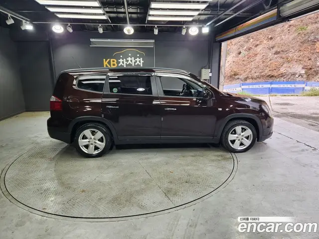 Chevrolet Orlando 2012 2.0 автомат (гидро), миниатюра 8