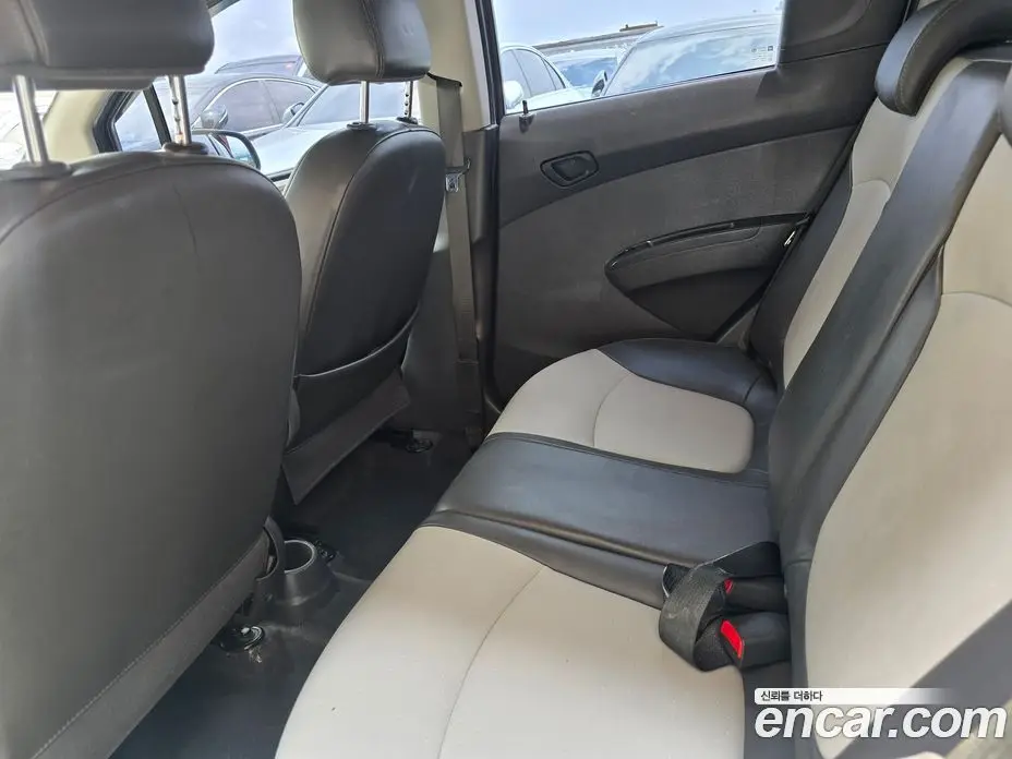 Chevrolet Spark 2012 1.0 автомат (гидро), фото 12