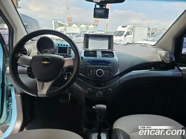 Chevrolet Spark 2012 1.0 автомат (гидро), миниатюра 7