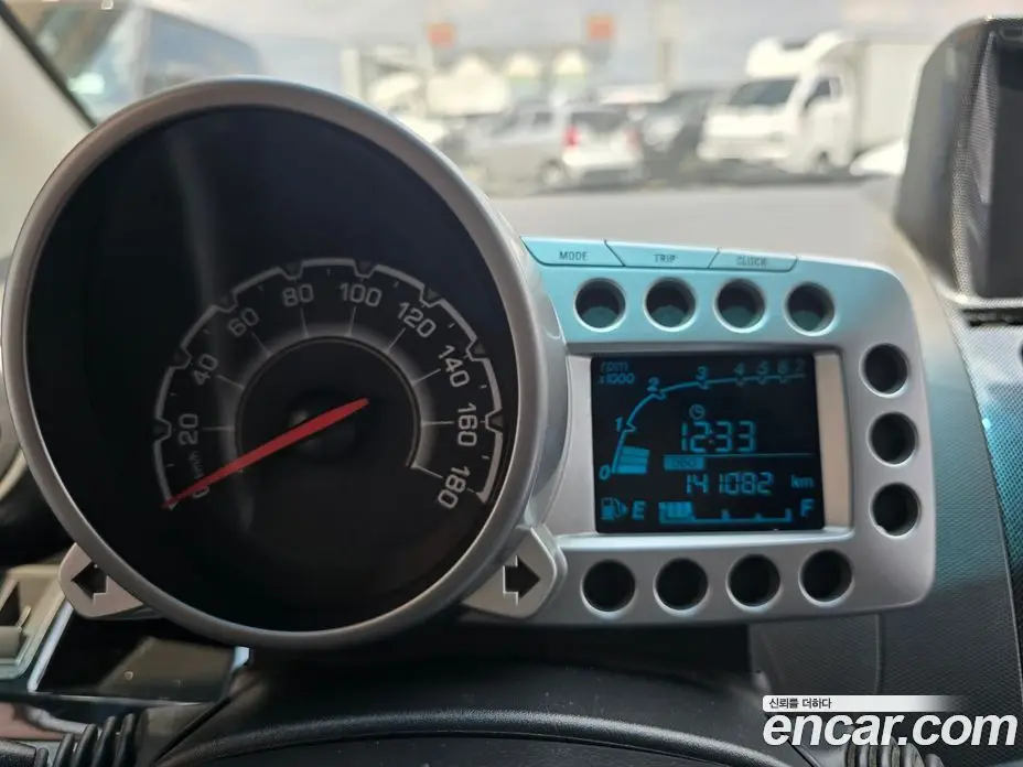Chevrolet Spark 2012 1.0 автомат (гидро), фото 8