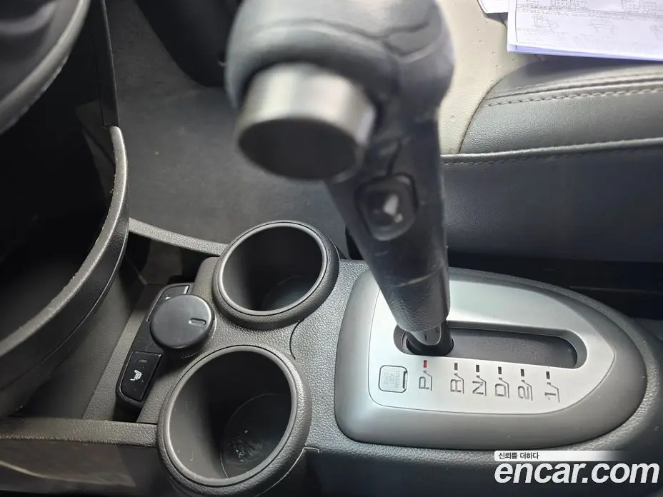 Chevrolet Spark 2012 1.0 автомат (гидро), фото 9