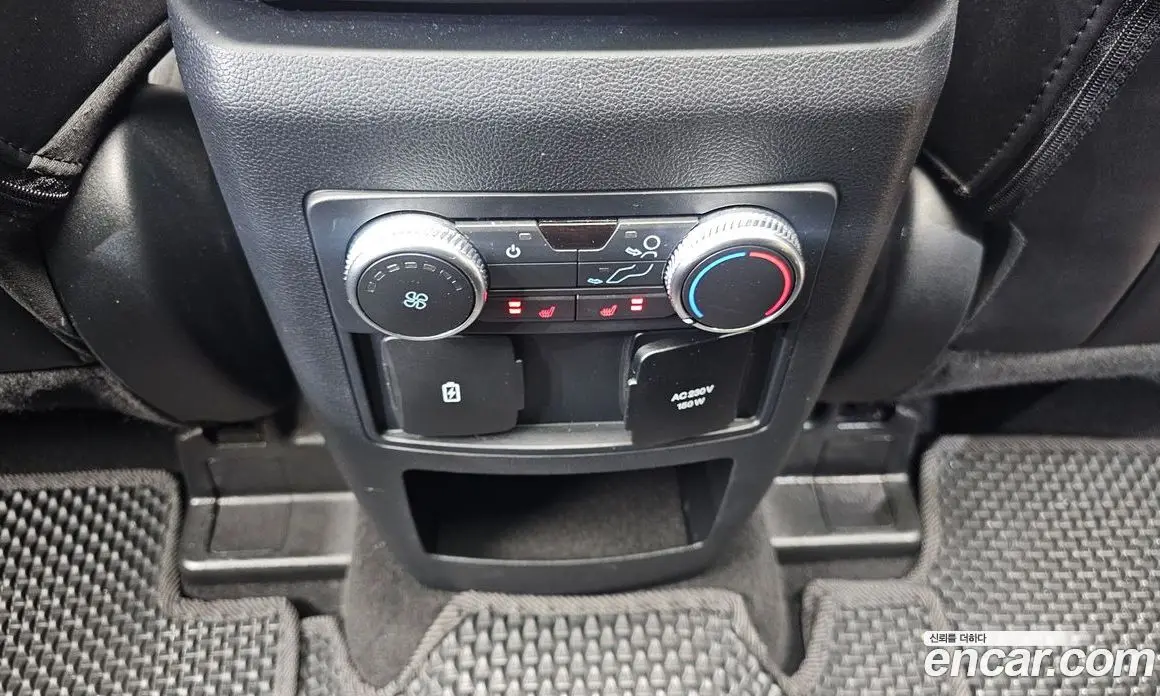 Ford Explorer 2021 2.3 автомат (гидро), фото 18