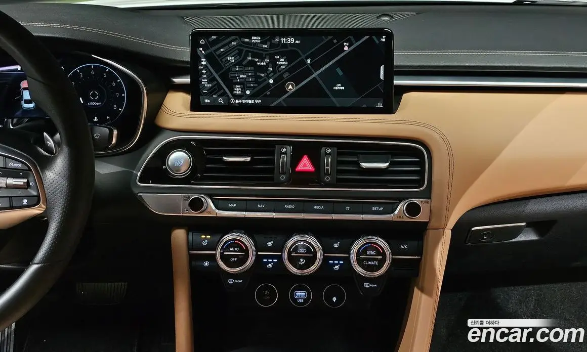 Genesis G70 2022 2.0 автомат (гидро), фото 13