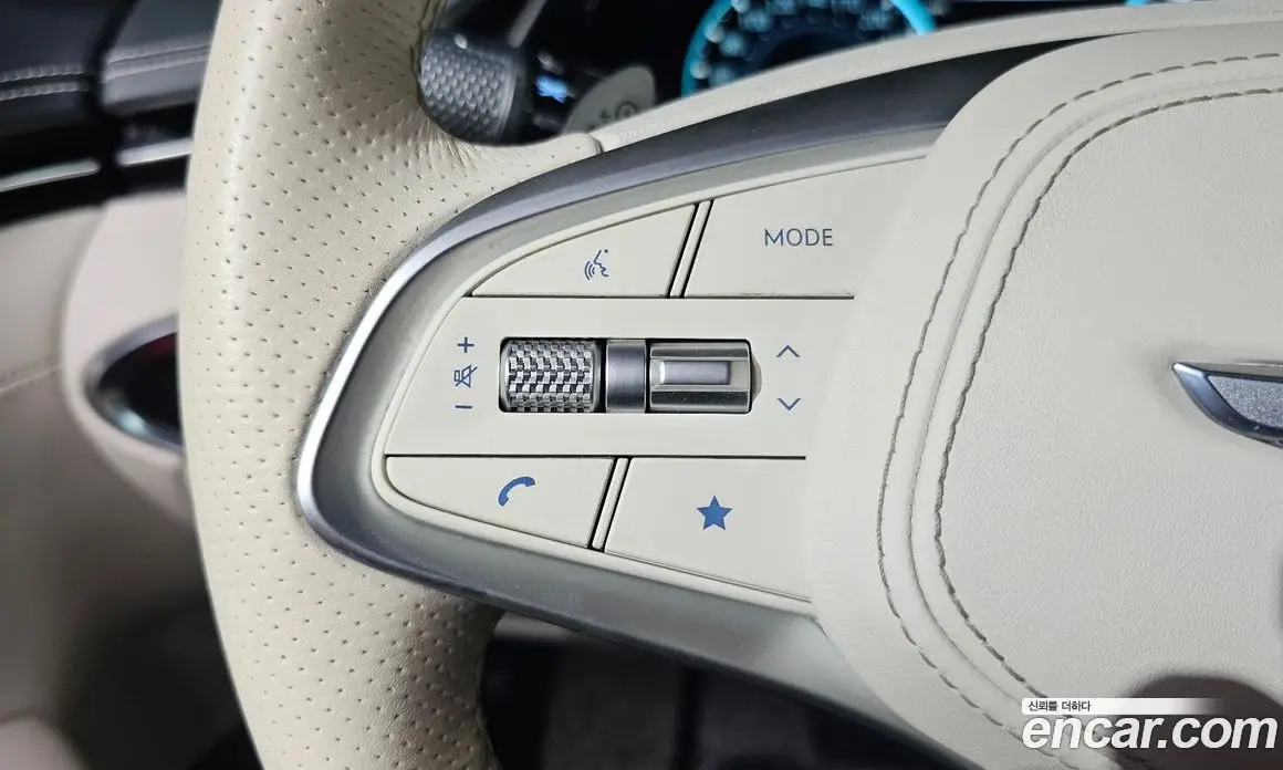 Genesis GV70 2022 0.1 автомат (гидро), фото 13
