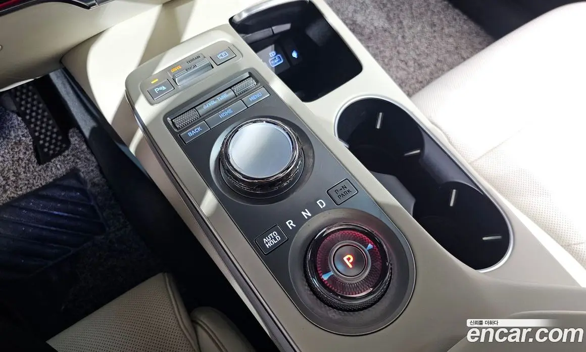 Genesis GV70 2022 0.1 автомат (гидро), фото 9