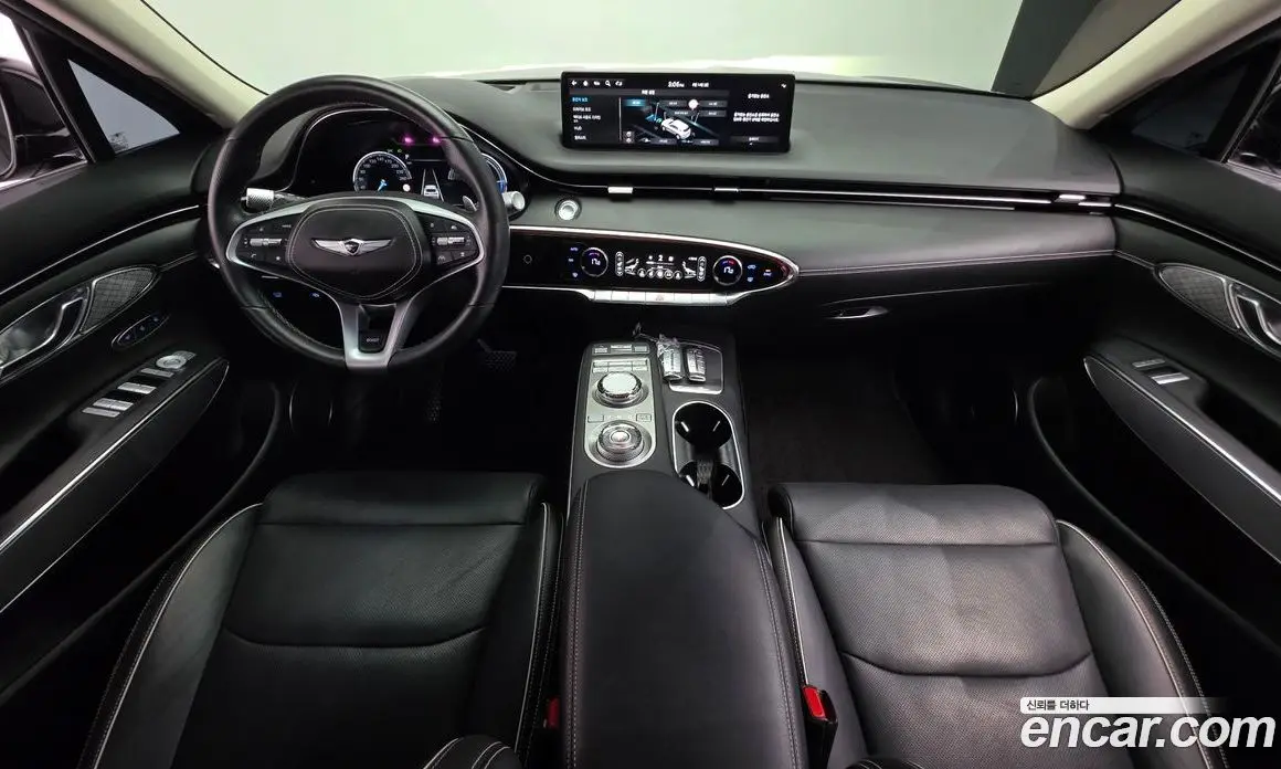 Genesis GV70 2022 0.1 автомат (гидро), фото 7 Genesis GV70 2022 0.1 автомат (гидро), фото 7