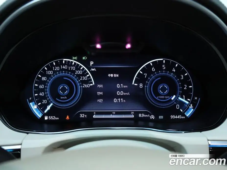 Genesis GV70 2023 2.5 автомат (гидро), фото 9 Genesis GV70 2023 2.5 автомат (гидро), фото 9