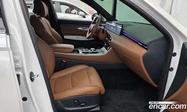 Genesis GV70 2025 2.5 автомат (гидро), миниатюра 11 Genesis GV70 2025 2.5 автомат (гидро), миниатюра 11