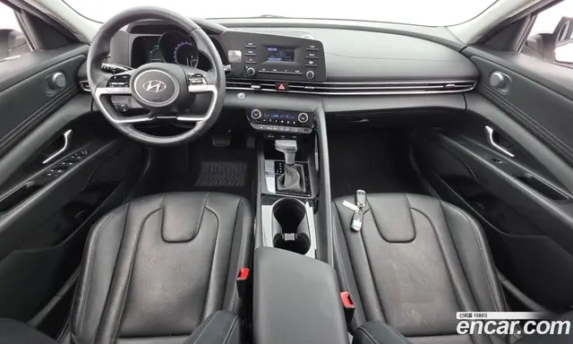 Hyundai Avante 2023 1.6 автомат (гидро), миниатюра 7 Hyundai Avante 2023 1.6 автомат (гидро), миниатюра 7