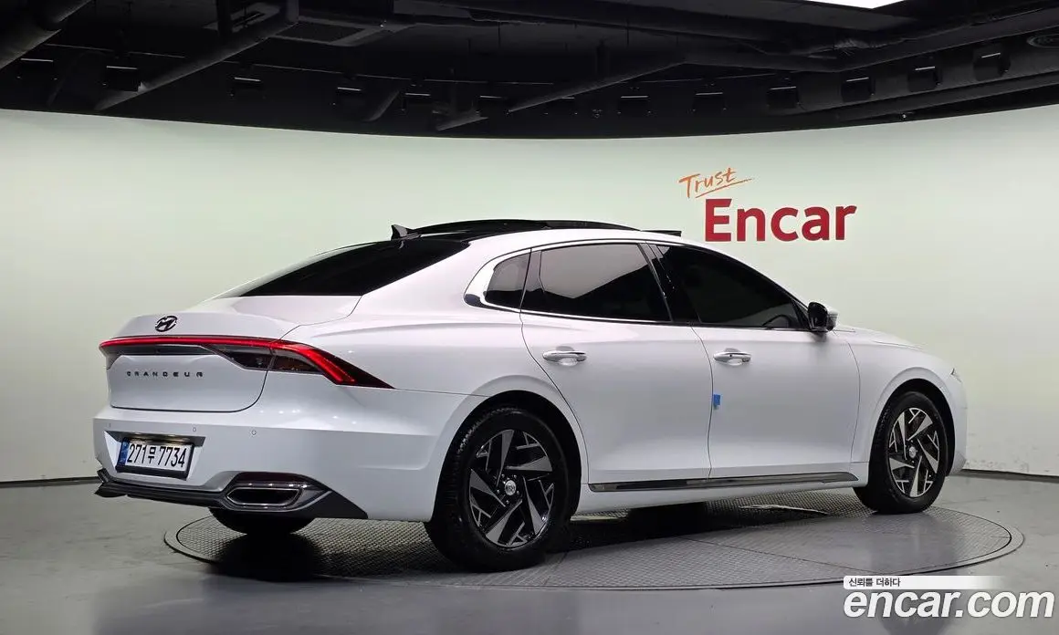 Hyundai Grandeur 2022 2.4 автомат (гидро), фото 2 Hyundai Grandeur 2022 2.4 автомат (гидро), фото 2