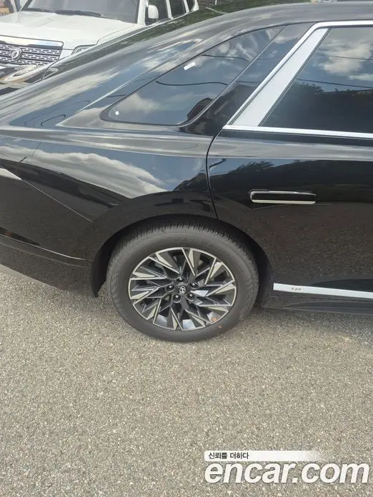 Hyundai Grandeur 2026 1.6 автомат (гидро), фото 4