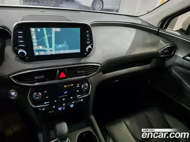 Hyundai Santa Fe 2019 2.0 автомат (гидро), миниатюра 11 Hyundai Santa Fe 2019 2.0 автомат (гидро), миниатюра 11