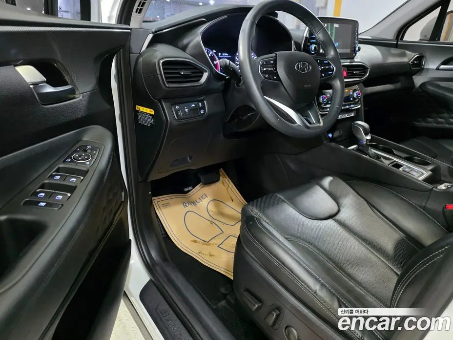 Hyundai Santa Fe 2019 2.0 автомат (гидро), фото 16 Hyundai Santa Fe 2019 2.0 автомат (гидро), фото 16
