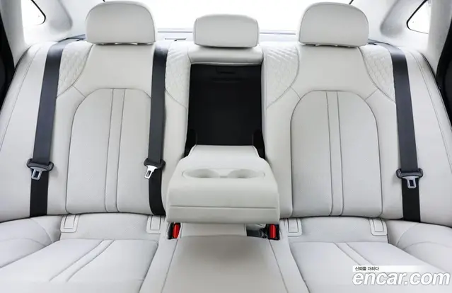 Hyundai Sonata 2024 2.0 автомат (гидро), миниатюра 10 Hyundai Sonata 2024 2.0 автомат (гидро), миниатюра 10