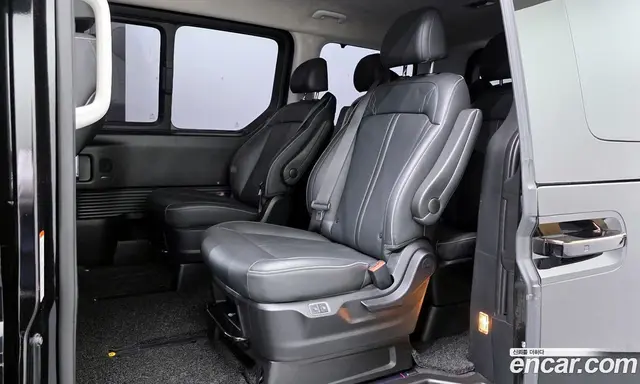 Hyundai Staria 2021 2.2 автомат (гидро), миниатюра 12