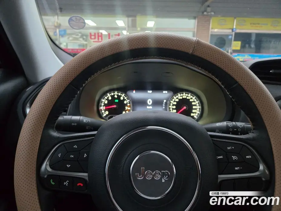 Jeep Renegade 2021 2.4 автомат (гидро), фото 11 Jeep Renegade 2021 2.4 автомат (гидро), фото 11