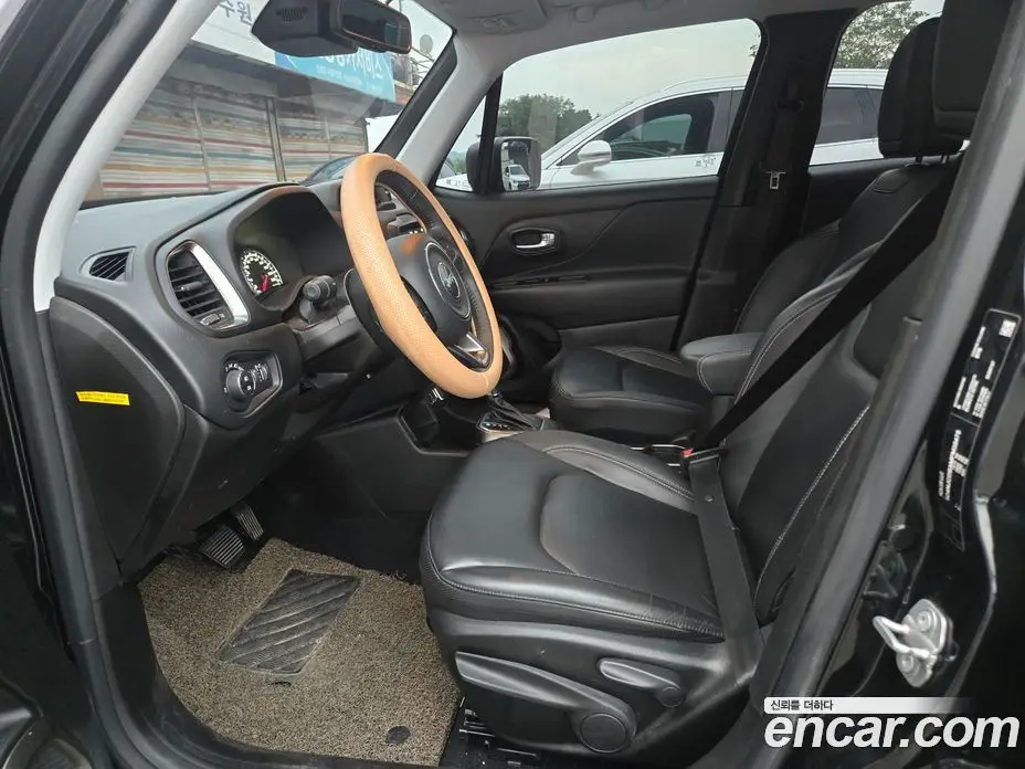 Jeep Renegade 2021 2.4 автомат (гидро), фото 8 Jeep Renegade 2021 2.4 автомат (гидро), фото 8