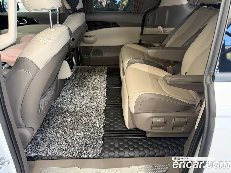 Kia Carnival 2024 3.5 автомат (гидро), фото 13 Kia Carnival 2024 3.5 автомат (гидро), фото 13