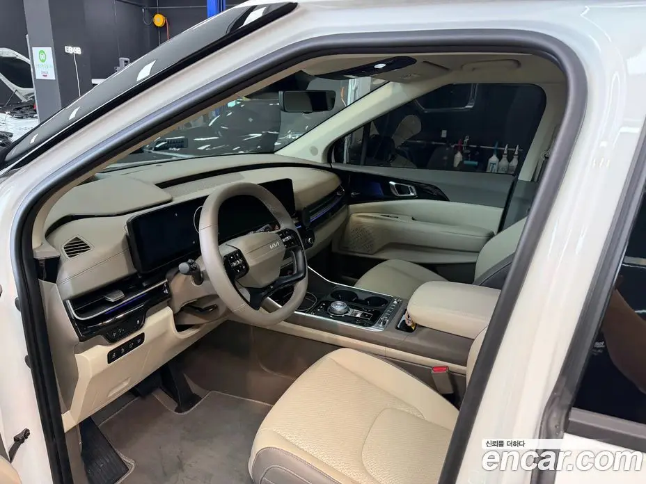 Kia Carnival 2026 3.5 автомат (гидро), фото 10 Kia Carnival 2026 3.5 автомат (гидро), фото 10