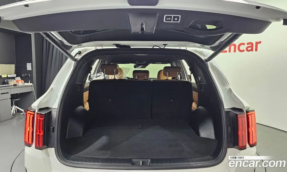 Kia Sorento 2023 2.5 автомат (гидро), фото 20