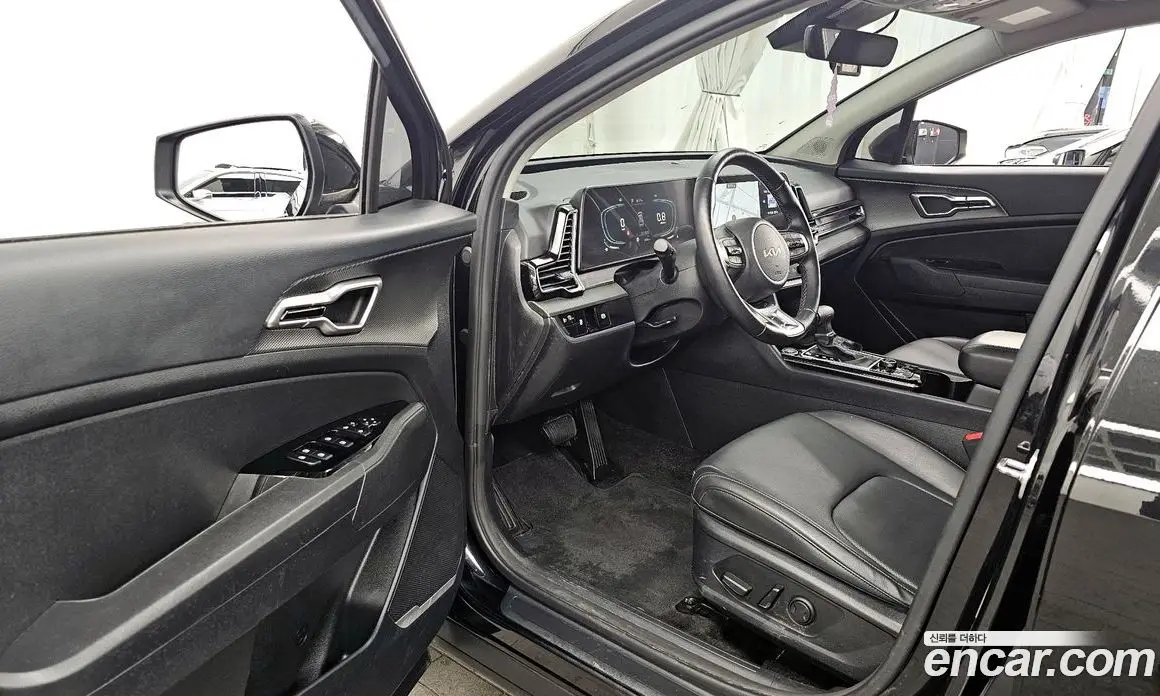 Kia Sportage 2024 2.0 автомат (гидро), фото 10 Kia Sportage 2024 2.0 автомат (гидро), фото 10
