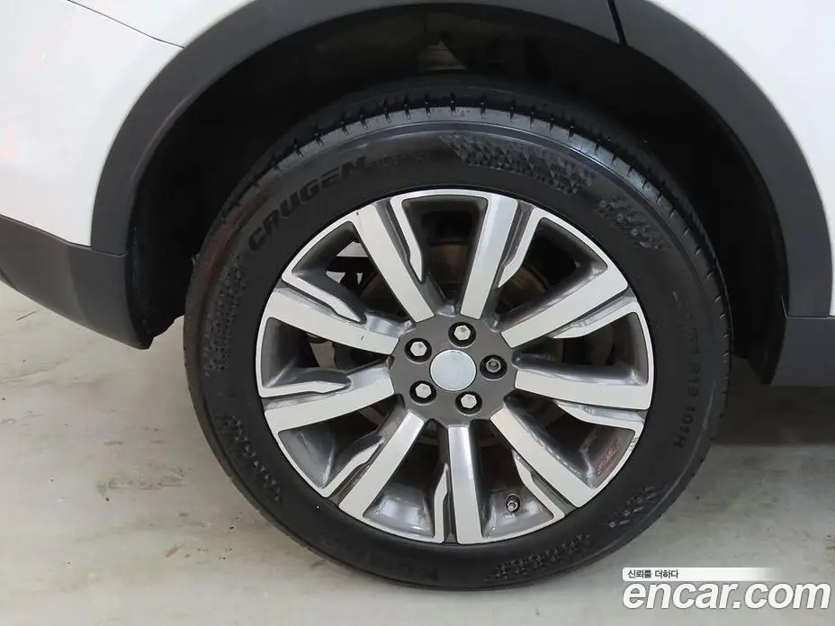Land Rover Discovery Sport 2017 2.0 автомат (гидро), фото 20 Land Rover Discovery Sport 2017 2.0 автомат (гидро), фото 20