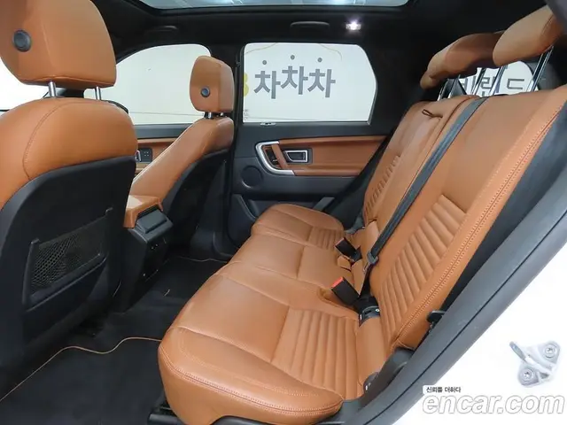 Land Rover Discovery Sport 2017 2.0 автомат (гидро), миниатюра 6 Land Rover Discovery Sport 2017 2.0 автомат (гидро), миниатюра 6