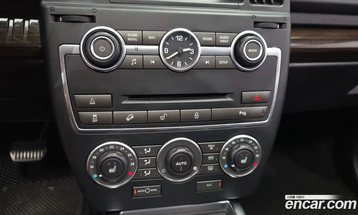 Land Rover Freelander 2014 2.2 автомат (гидро), фото 16