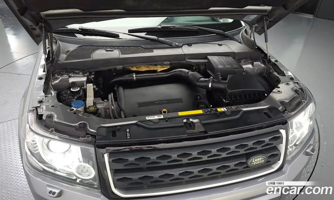 Land Rover Freelander 2014 2.2 автомат (гидро), фото 6