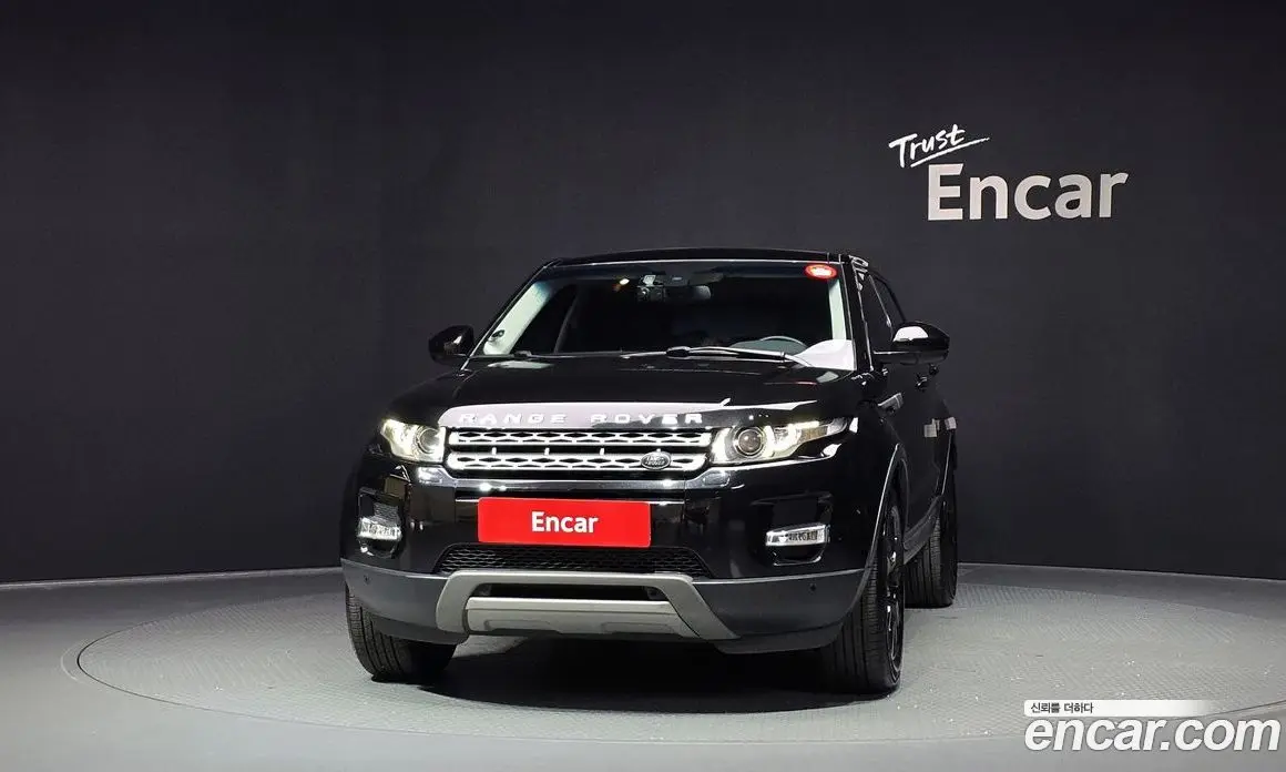 Land Rover Range Rover Evoque 2015 2.2 автомат (гидро), фото 3 Land Rover Range Rover Evoque 2015 2.2 автомат (гидро), фото 3