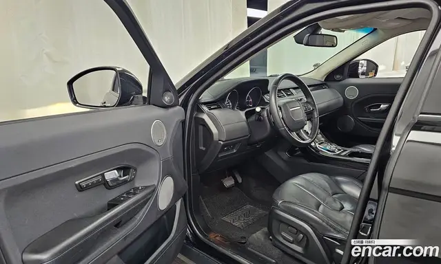 Land Rover Range Rover Evoque 2015 2.2 автомат (гидро), миниатюра 10 Land Rover Range Rover Evoque 2015 2.2 автомат (гидро), миниатюра 10
