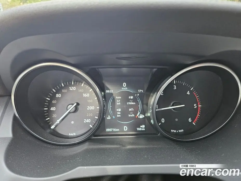 Land Rover Range Rover Evoque 2016 2.0 автомат (гидро), фото 4