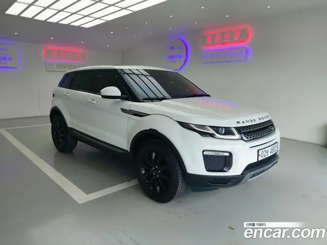 Land Rover Range Rover Evoque 2018 2.0 автомат (гидро), миниатюра 2