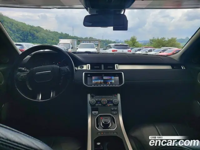 Land Rover Range Rover Evoque 2018 2.0 автомат (гидро), миниатюра 11