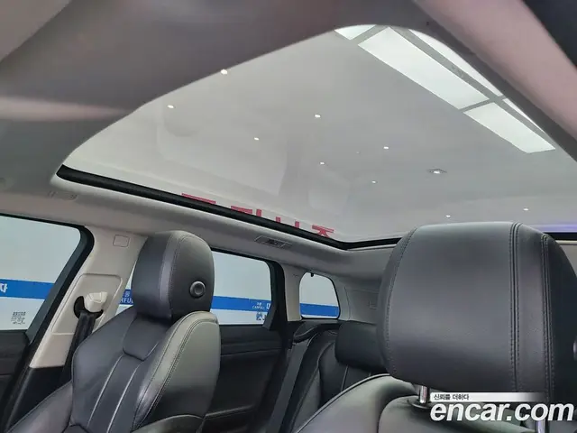 Land Rover Range Rover Evoque 2018 2.0 автомат (гидро), миниатюра 12