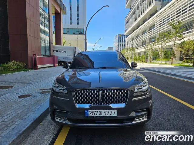 Lincoln Aviator, 2023, 74 600 км