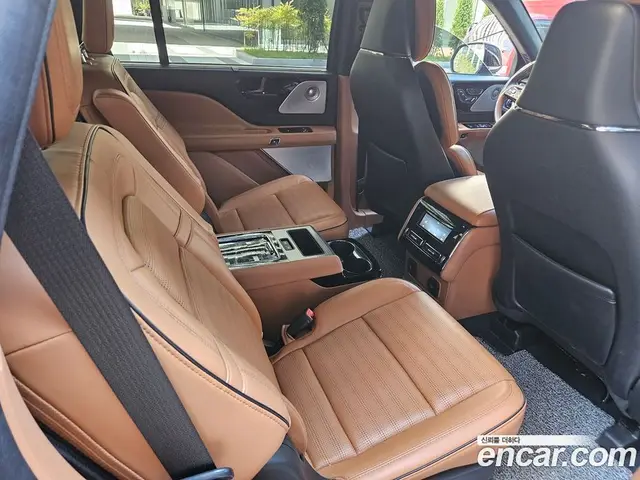 Lincoln Aviator 2023 3.0 автомат (гидро), миниатюра 5 Lincoln Aviator 2023 3.0 автомат (гидро), миниатюра 5