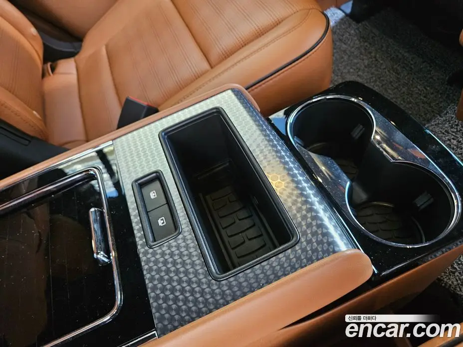 Lincoln Aviator 2023 3.0 автомат (гидро), фото 8 Lincoln Aviator 2023 3.0 автомат (гидро), фото 8