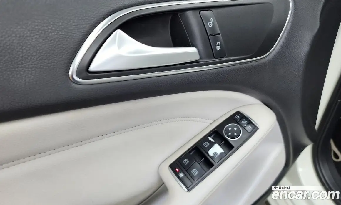 Mercedes-Benz B-Class 2013 1.8 автомат (гидро), фото 14 Mercedes-Benz B-Class 2013 1.8 автомат (гидро), фото 14