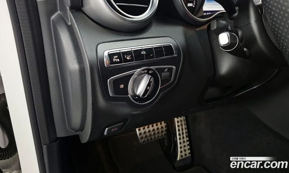Mercedes-Benz C-Class 2016 2.0 автомат (гидро), фото 19 Mercedes-Benz C-Class 2016 2.0 автомат (гидро), фото 19
