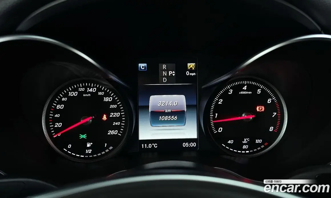 Mercedes-Benz C-Class 2016 2.0 автомат (гидро), фото 8 Mercedes-Benz C-Class 2016 2.0 автомат (гидро), фото 8