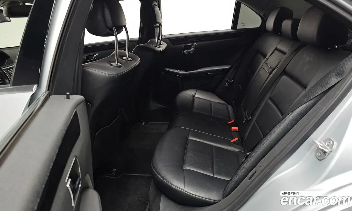 Mercedes-Benz E-Class 2010 1.8 автомат (гидро), фото 12