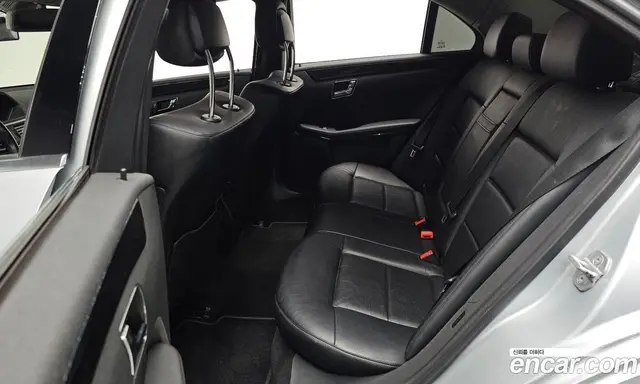 Mercedes-Benz E-Class 2010 1.8 автомат (гидро), миниатюра 12