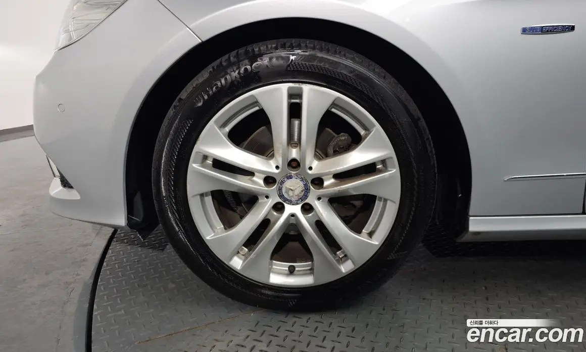 Mercedes-Benz E-Class 2010 1.8 автомат (гидро), фото 5