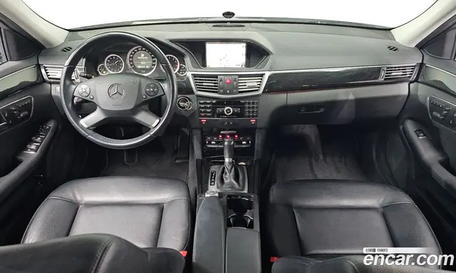 Mercedes-Benz E-Class 2010 1.8 автомат (гидро), миниатюра 7