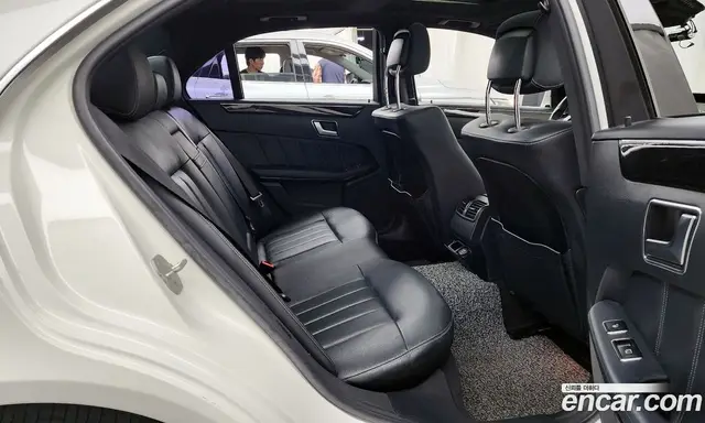 Mercedes-Benz E-Class 2013 2.1 автомат (гидро), миниатюра 12