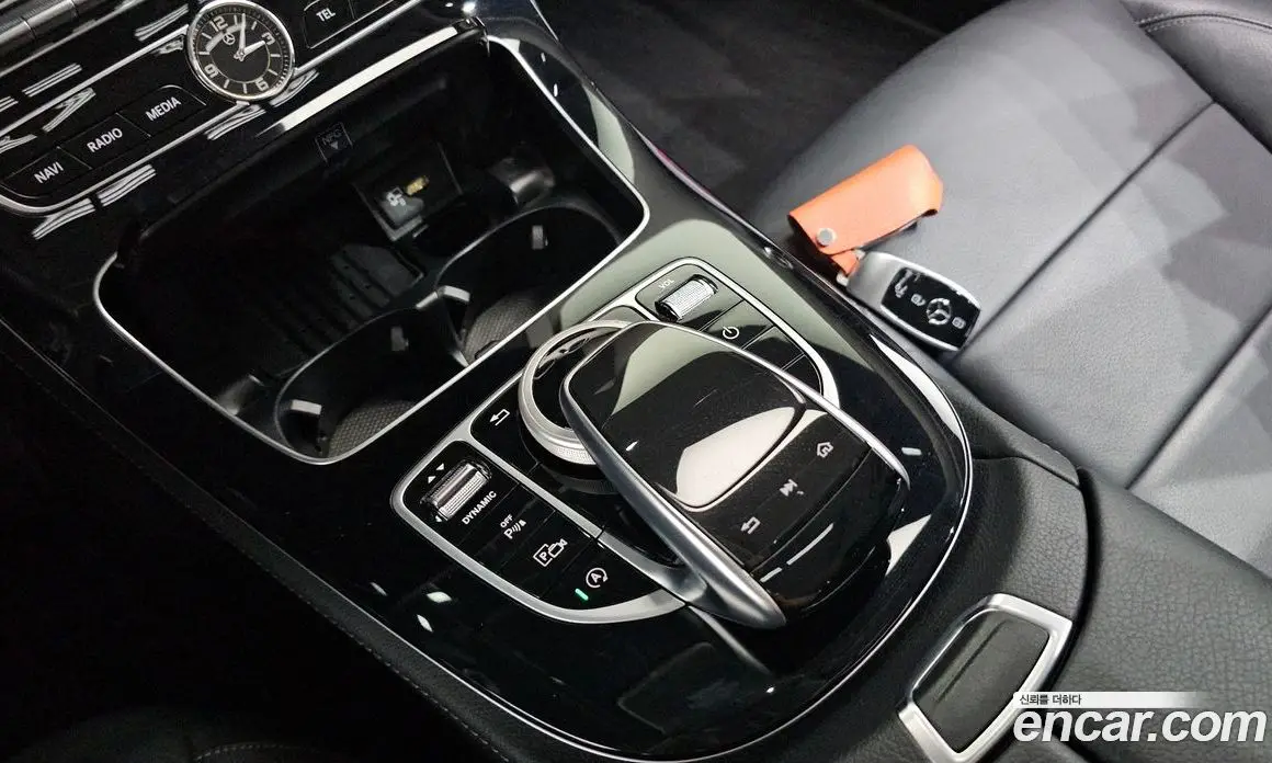 Mercedes-Benz E-Class 2018 2.0 автомат (гидро), фото 15 Mercedes-Benz E-Class 2018 2.0 автомат (гидро), фото 15