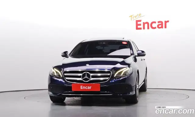 Mercedes-Benz E-Class 2018 2.0 автомат (гидро), миниатюра 3 Mercedes-Benz E-Class 2018 2.0 автомат (гидро), миниатюра 3