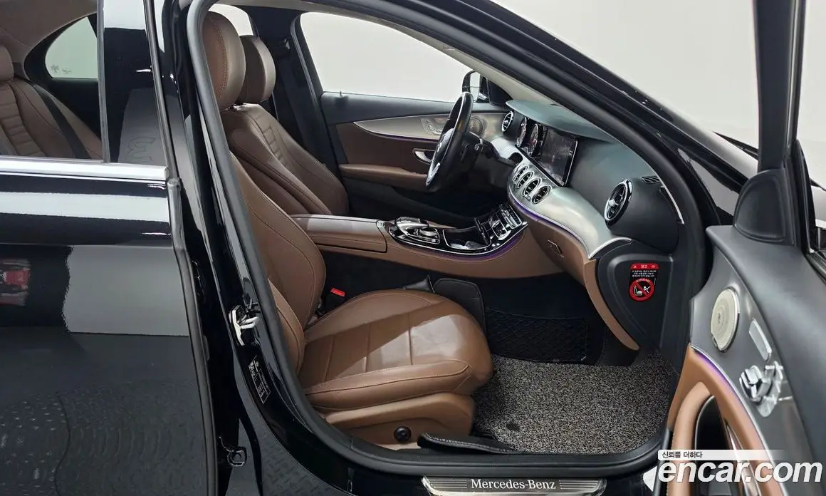 Mercedes-Benz E-Class 2019 2.0 автомат (гидро), фото 11 Mercedes-Benz E-Class 2019 2.0 автомат (гидро), фото 11